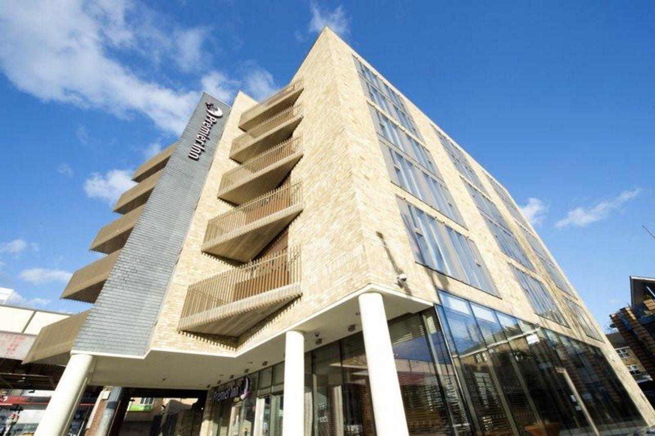 Premier Inn London Lewisham Eksteriør billede